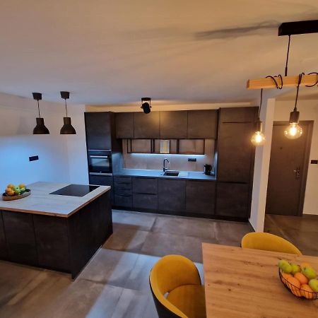 Apartment Matea Póla Kültér fotó