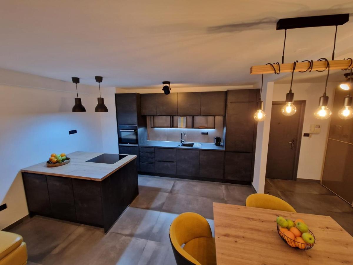 Apartment Matea Póla Kültér fotó
